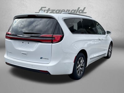 2021 Chrysler Pacifica Hybrid Pinnacle