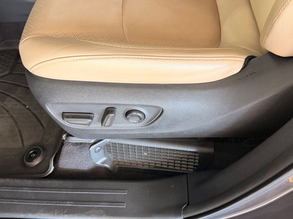 2021 Toyota Sienna Limited 7 Passenger