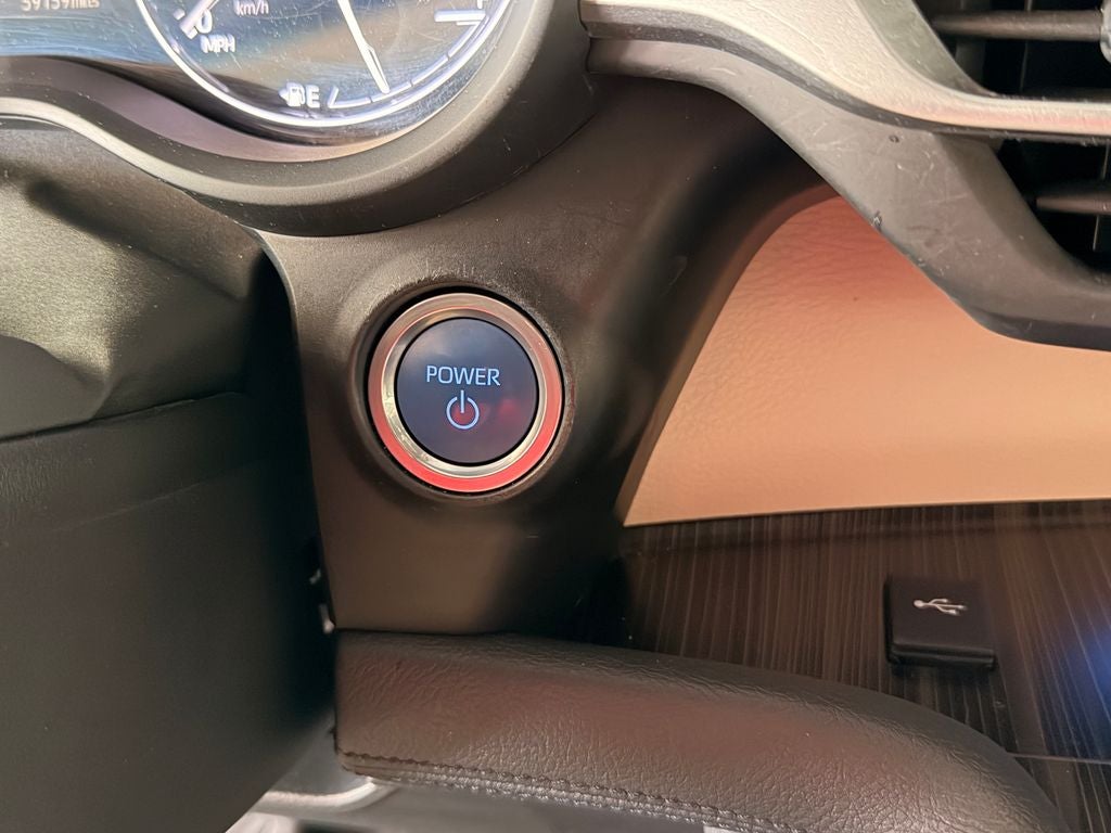 2021 Toyota Sienna Limited 7 Passenger
