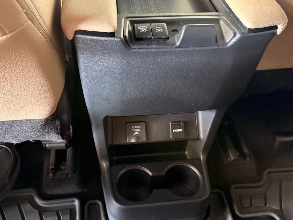 2021 Toyota Sienna Limited 7 Passenger