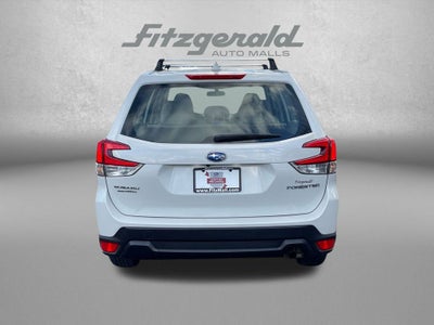 2022 Subaru Forester Base