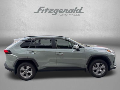 2022 Toyota RAV4 Hybrid XLE