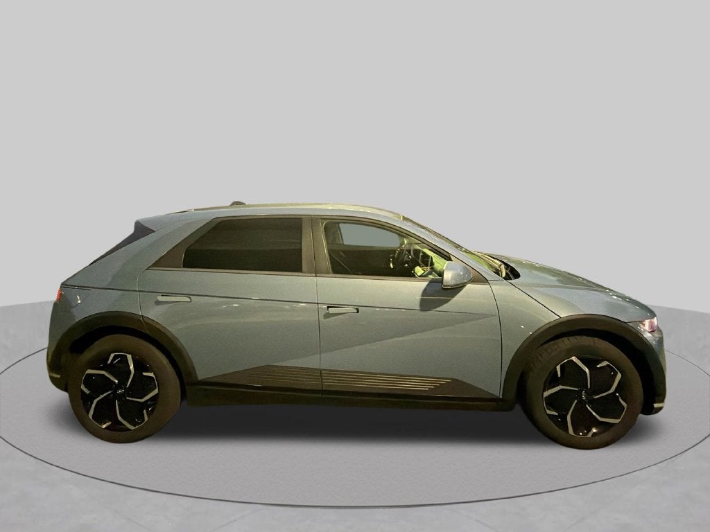 2024 Hyundai IONIQ 5 SE