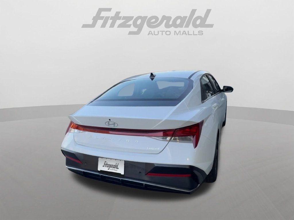 2024 Hyundai Elantra Limited