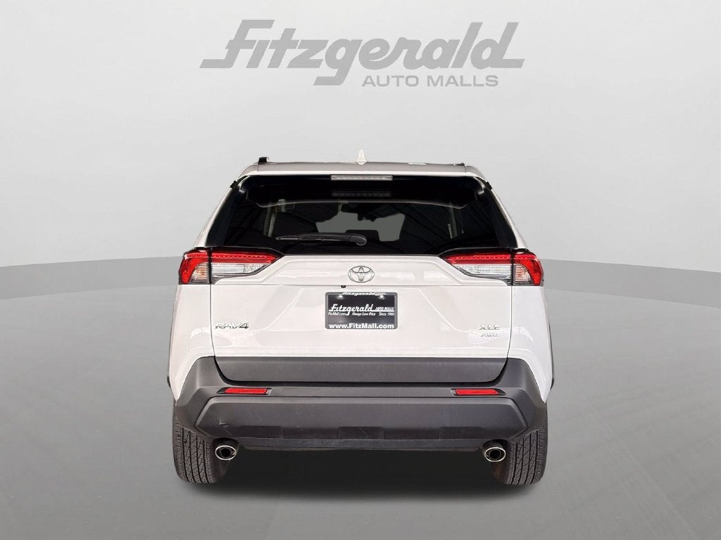 2025 Toyota RAV4 XLE