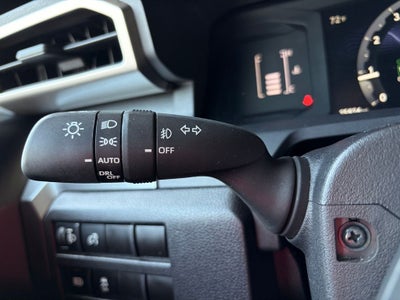 2025 Toyota TACOMA SR5 SR5