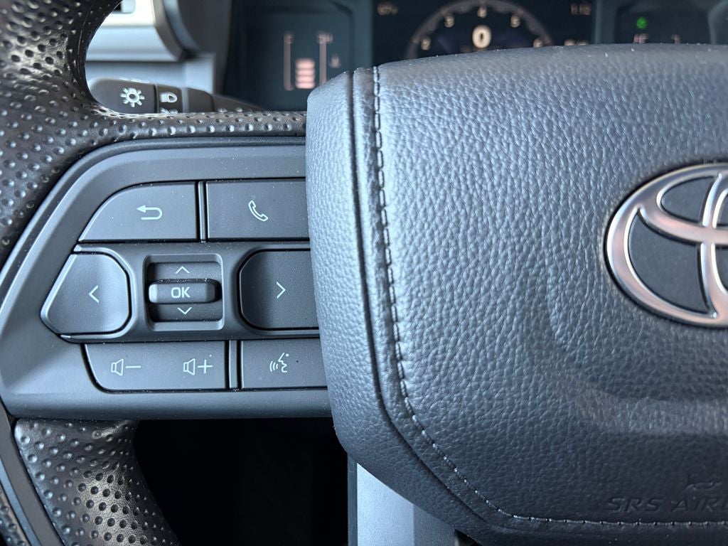 2025 Toyota TACOMA SR5 SR5