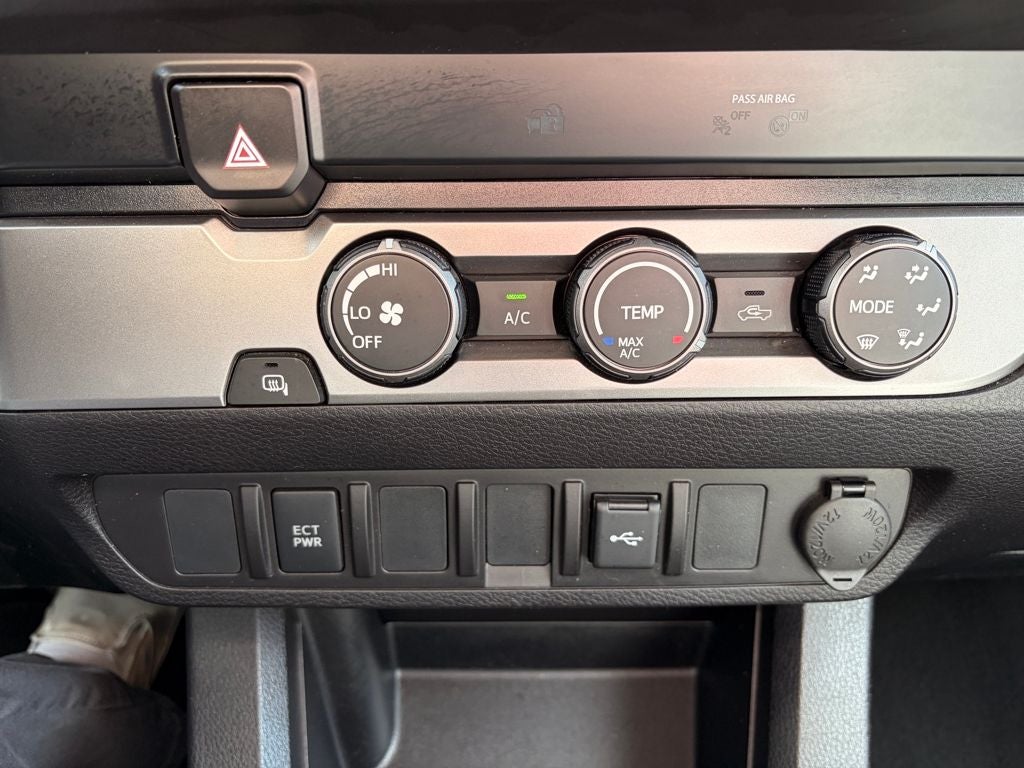 2022 Toyota TACOMA SR SR