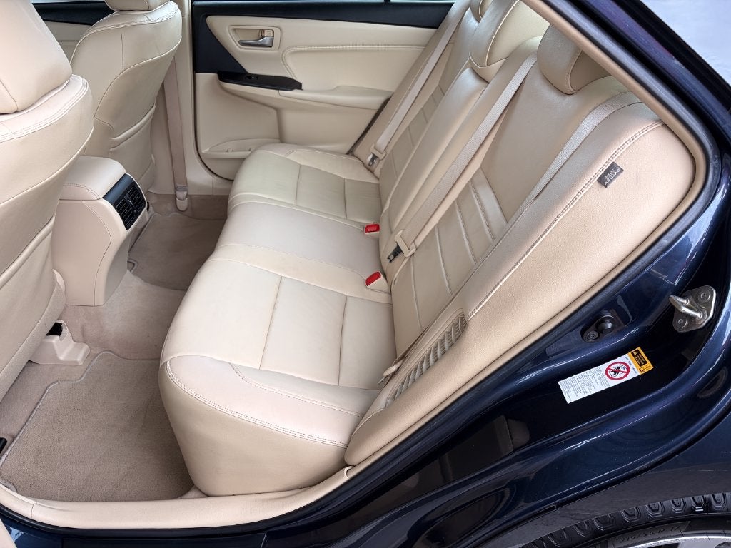 2016 Toyota Camry Hybrid XLE