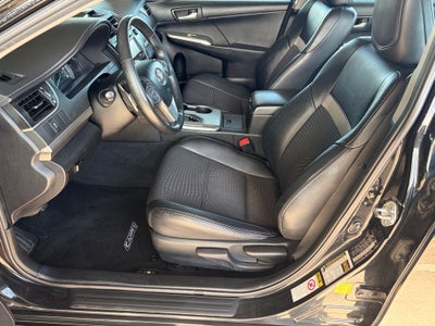 2012 Toyota CAMRY SE