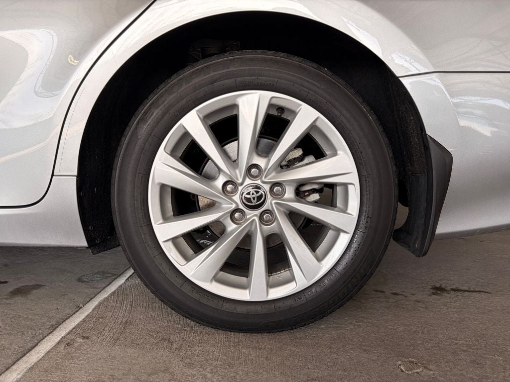 2024 Toyota CAMRY LE