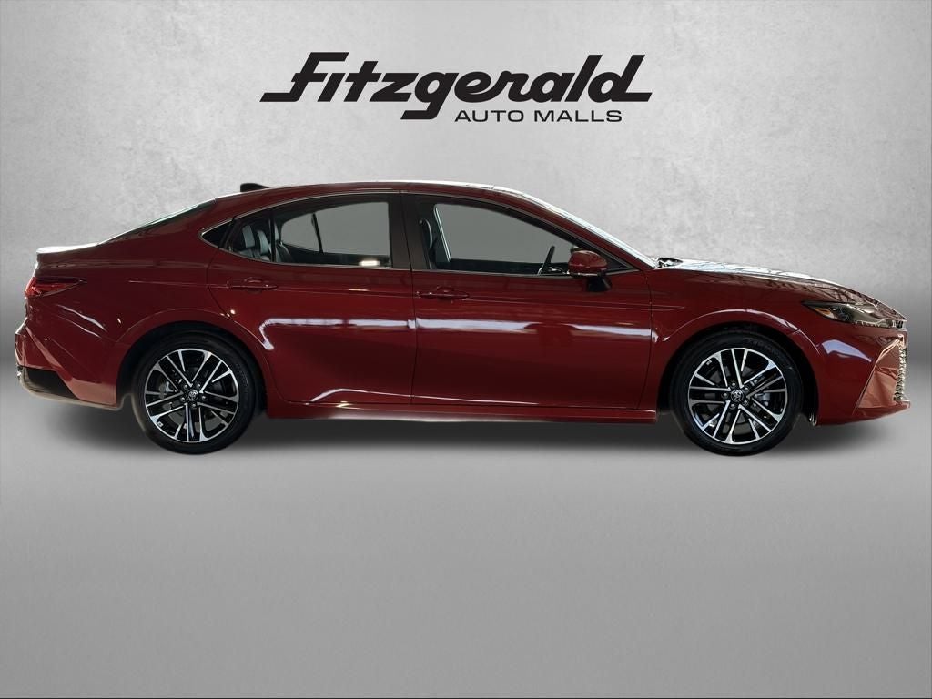2025 Toyota CAMRY XLE