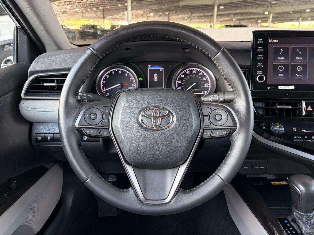 2022 Toyota CAMRY SE