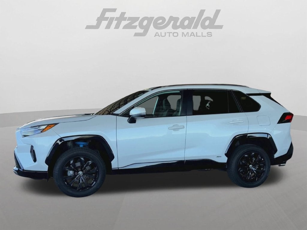 2024 Toyota RAV4 Hybrid SE