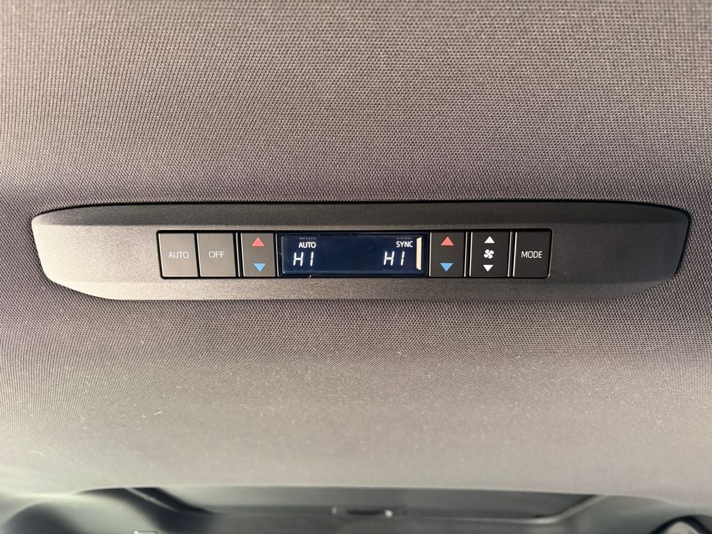 2025 Toyota SIENNA XSE AWD XSE 7 Passenger