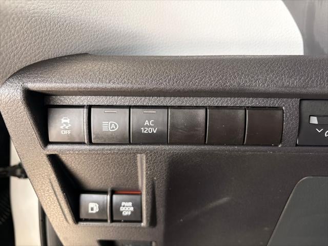 2025 Toyota SIENNA XSE AWD XSE 7 Passenger