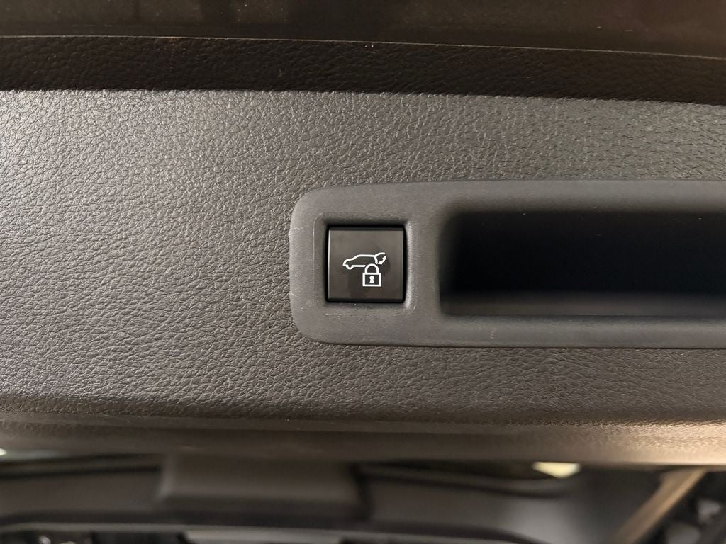 2025 Toyota SIENNA XLE XLE