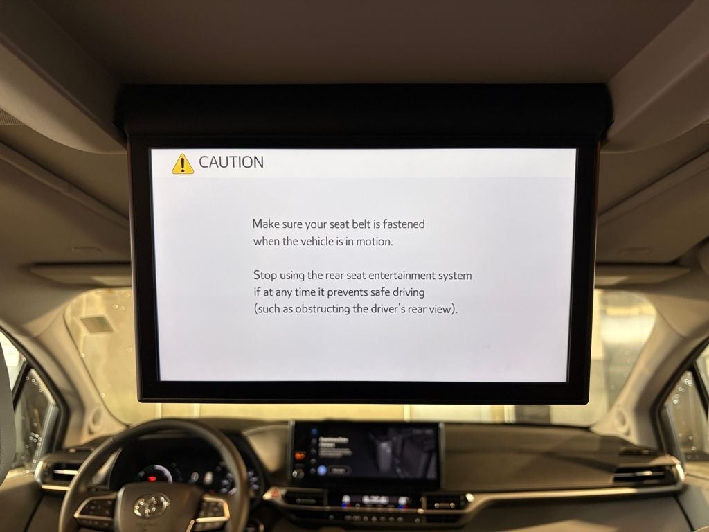 2025 Toyota SIENNA XLE XLE