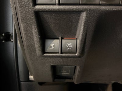 2025 Toyota SIENNA XLE XLE