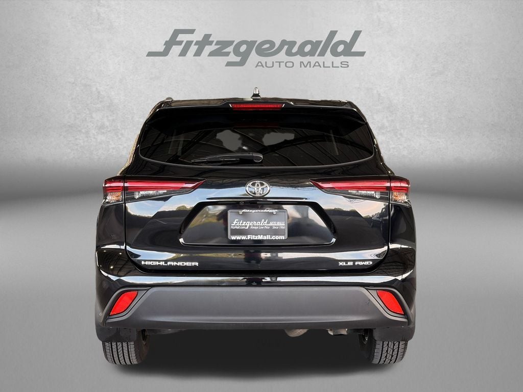 2025 Toyota Highlander XLE