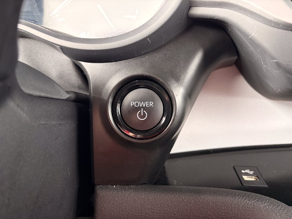 2026 Toyota Sienna LE 7 Passenger