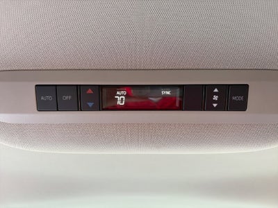 2024 Toyota Sienna LE 8 Passenger