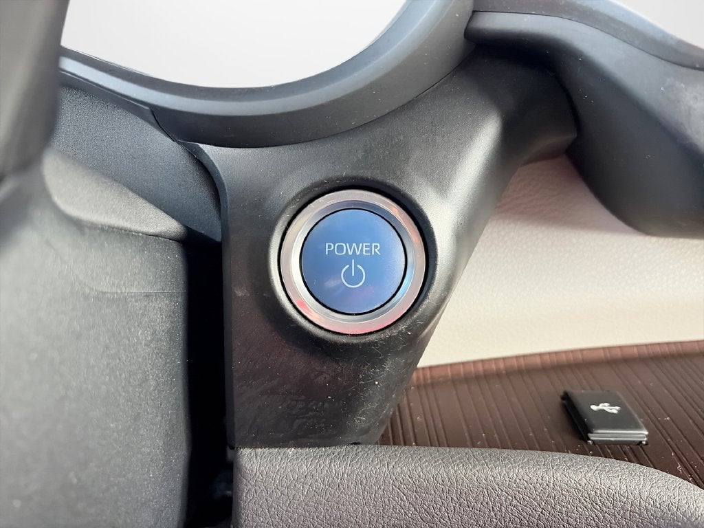 2024 Toyota Sienna LE 8 Passenger