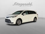 2024 Toyota Sienna LE 8 Passenger