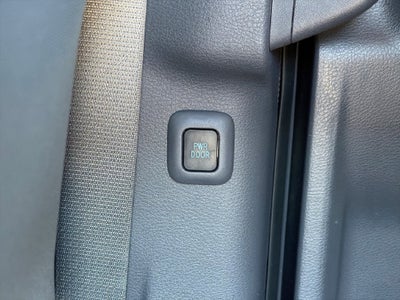 2022 Toyota Sienna LE 8 Passenger