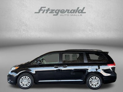 2013 Toyota SIENNA XLE 3.5L XLE 8 Passenger