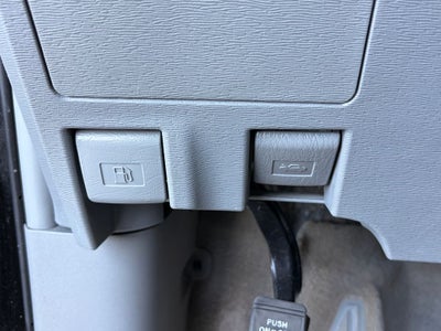 2013 Toyota SIENNA XLE 3.5L XLE 8 Passenger