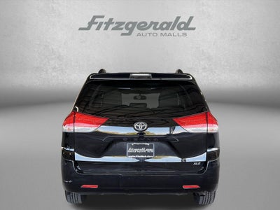 2013 Toyota SIENNA XLE 3.5L XLE 8 Passenger