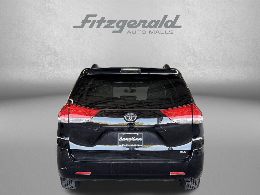 2013 Toyota SIENNA XLE 3.5L XLE 8 Passenger