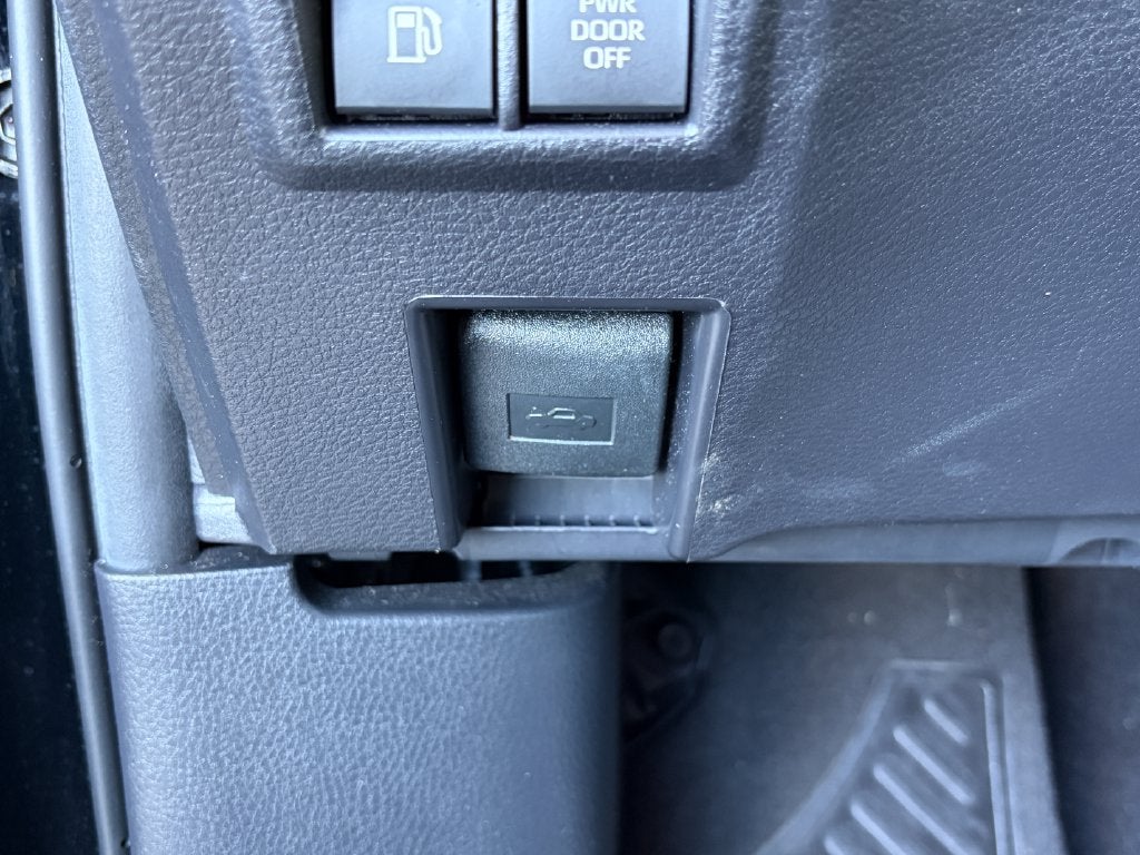 2026 Toyota Sienna XLE 8 Passenger