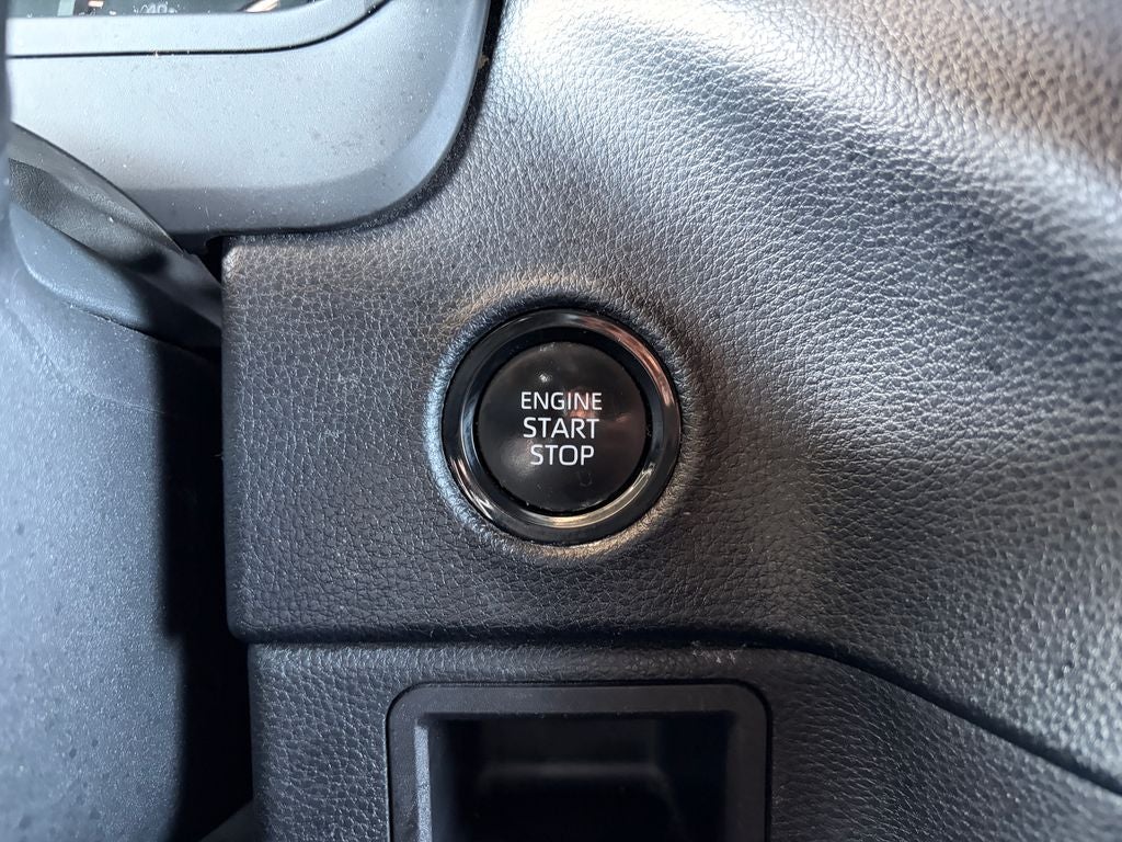 2025 Toyota TUNDRA 4X4 SR
