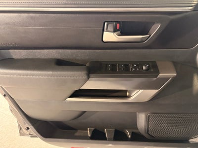 2025 Toyota TUNDRA 4X4 SR5