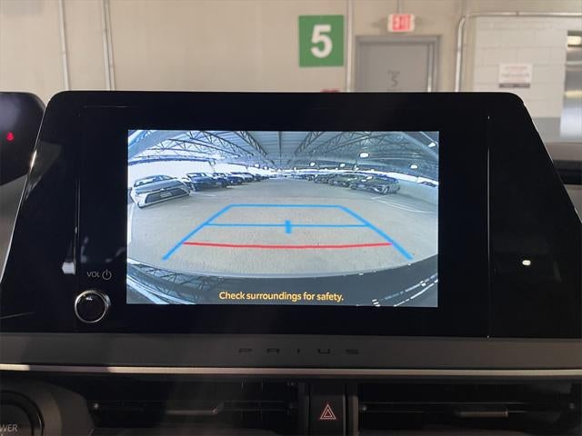 2025 Toyota PRIUS LE