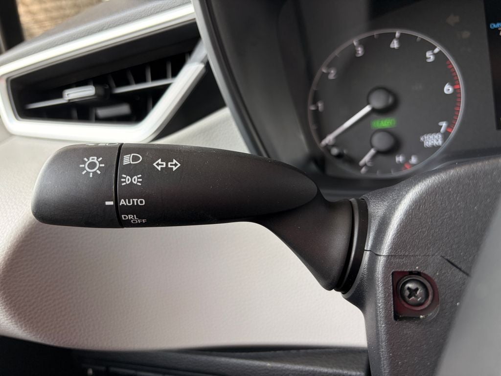 2025 Toyota COROLLA HYBRID LE