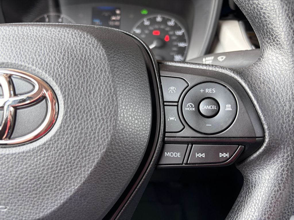 2025 Toyota COROLLA HYBRID LE