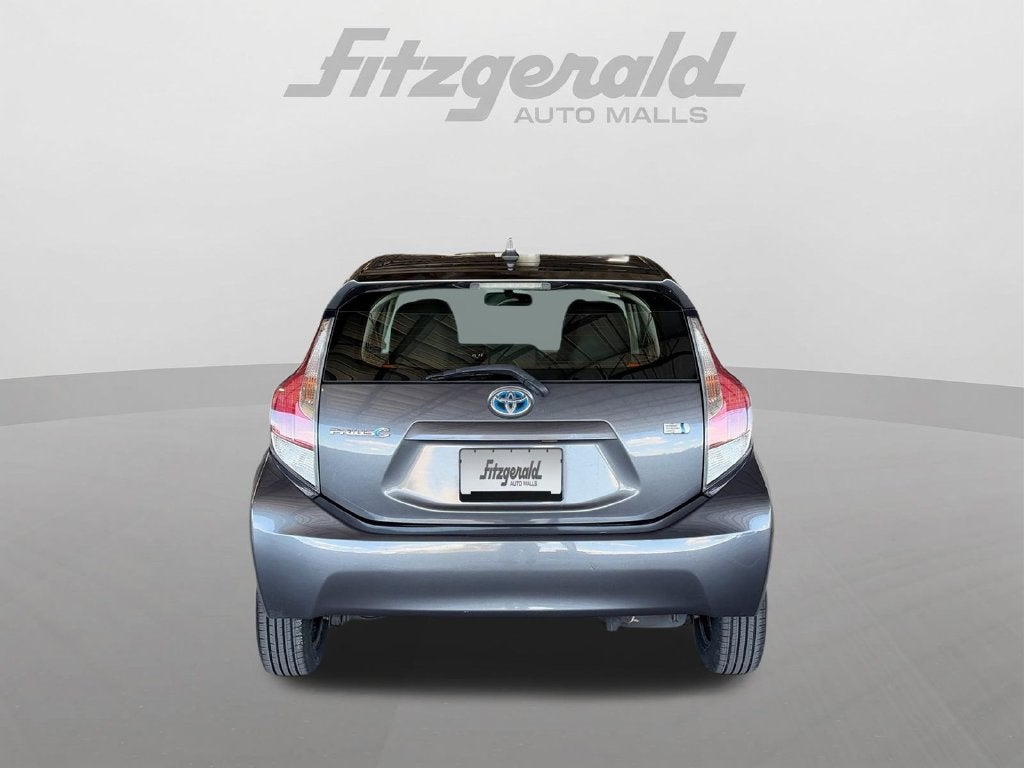 2015 Toyota PRIUS c Two