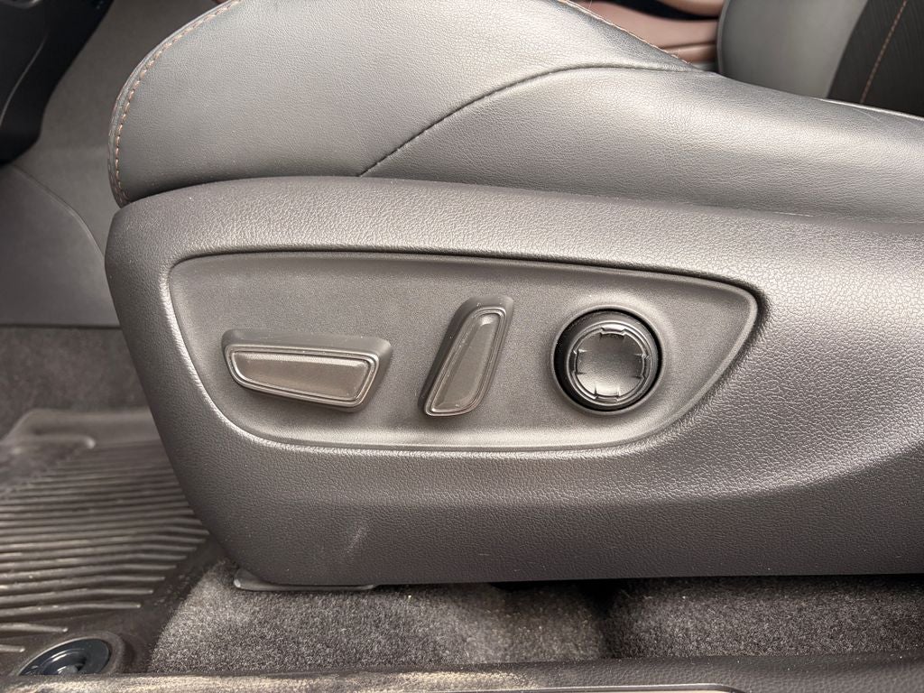 2023 Toyota Venza Limited