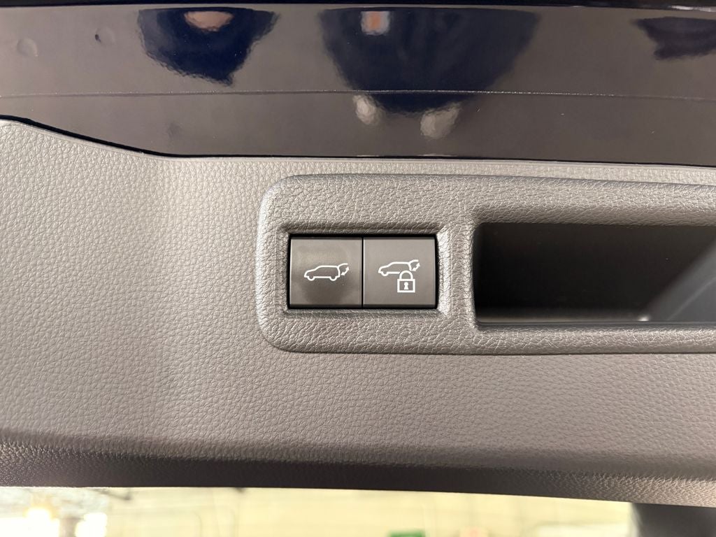 2024 Toyota Venza LE