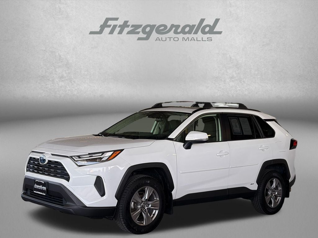 2022 Toyota RAV4 Hybrid XLE