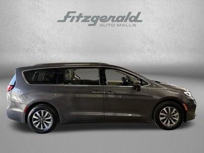 2021 Chrysler Pacifica Hybrid Touring L