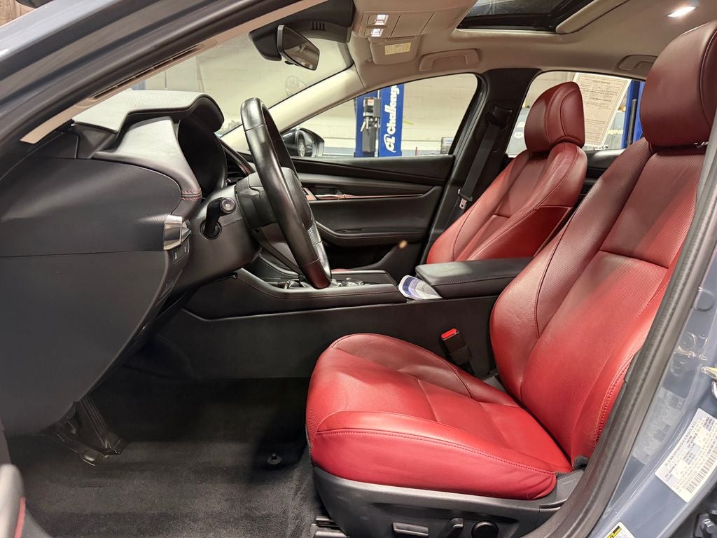 2023 Mazda Mazda3 2.5 S Carbon Edition