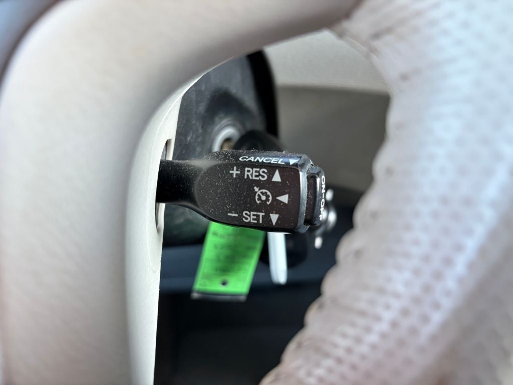 2013 Toyota Sienna XLE 8 Passenger