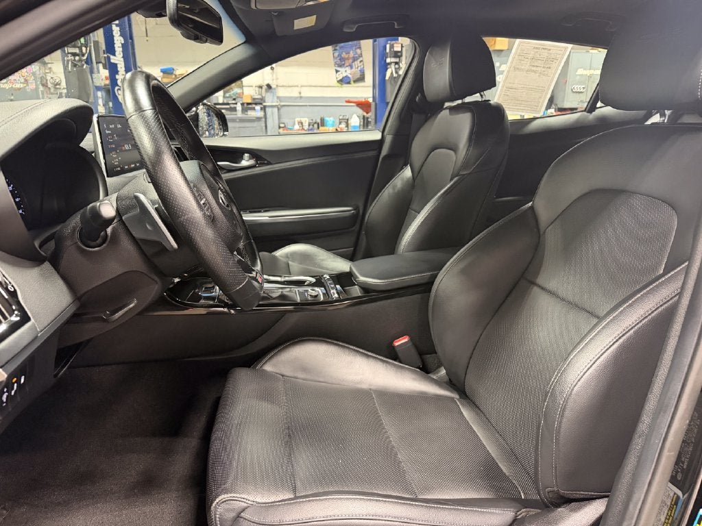 2021 Kia Stinger GT-Line