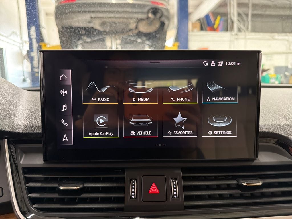2023 Audi Q5 40 Premium quattro