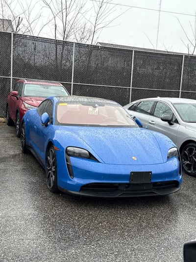 2022 Porsche Taycan Base