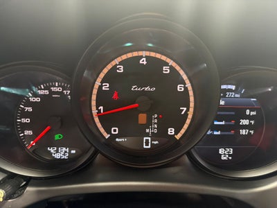2020 Porsche Macan Turbo